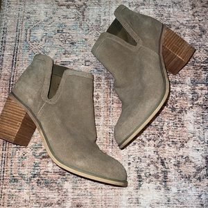 Urban Outfitters Booties Suede Ankle Cutout